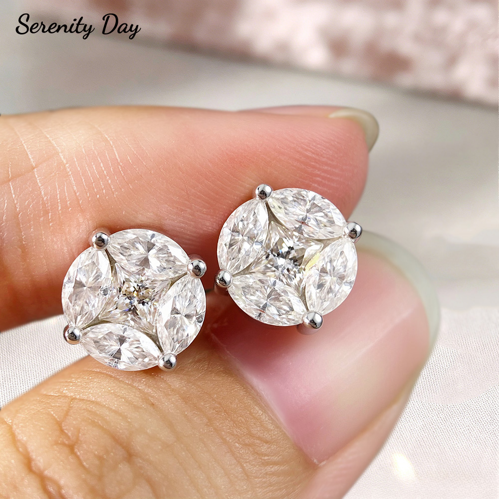 Cluster Stud Ear - Brinco de Moissanite Serenity 10mm Cluster